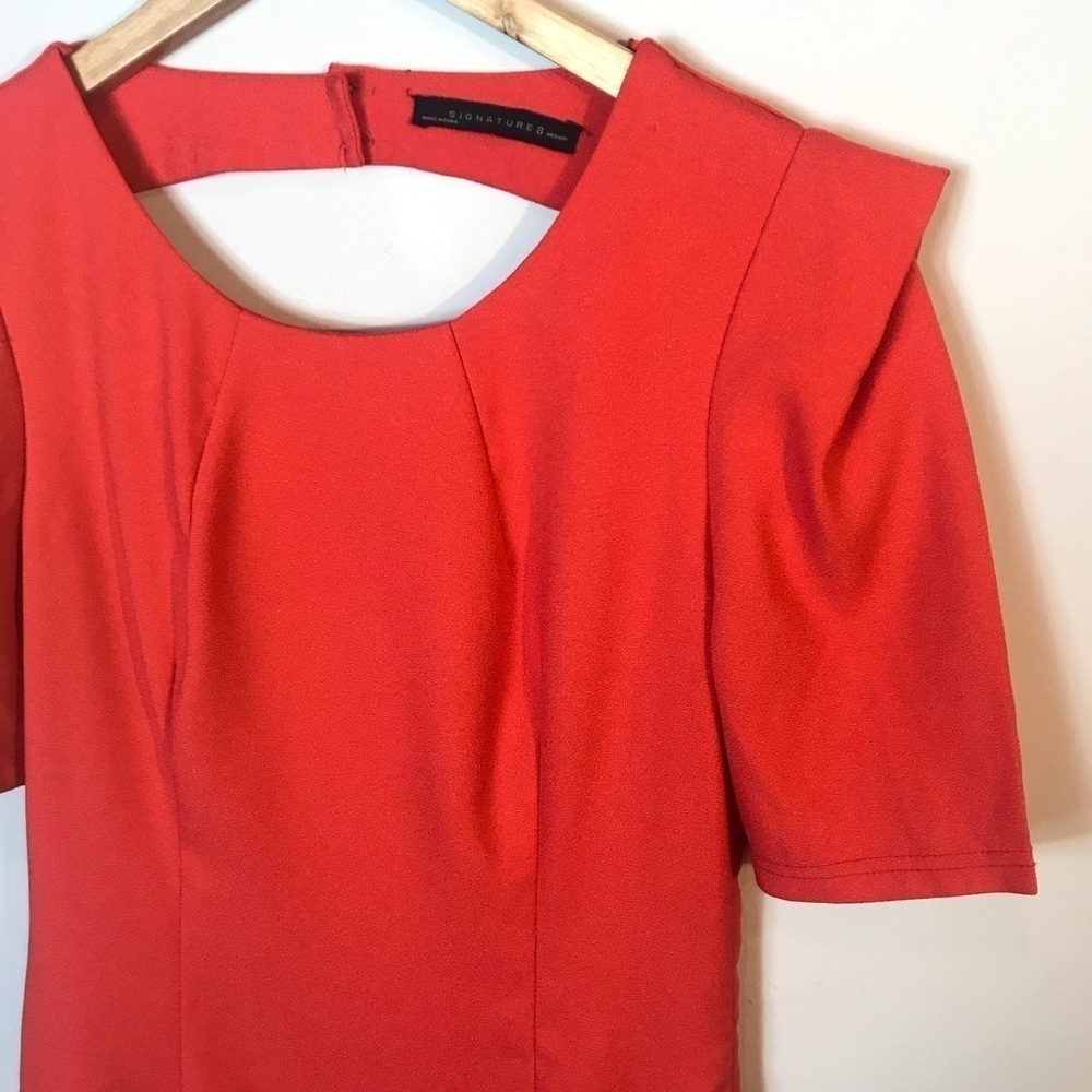 Signature8 Open Back Dress - Picture 3 of 7